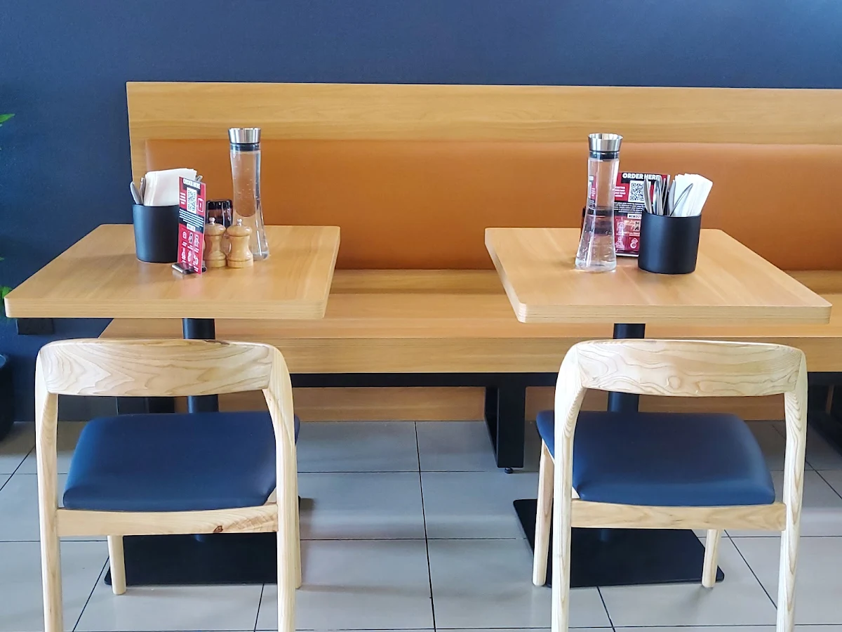 Vibe, Robo Diner