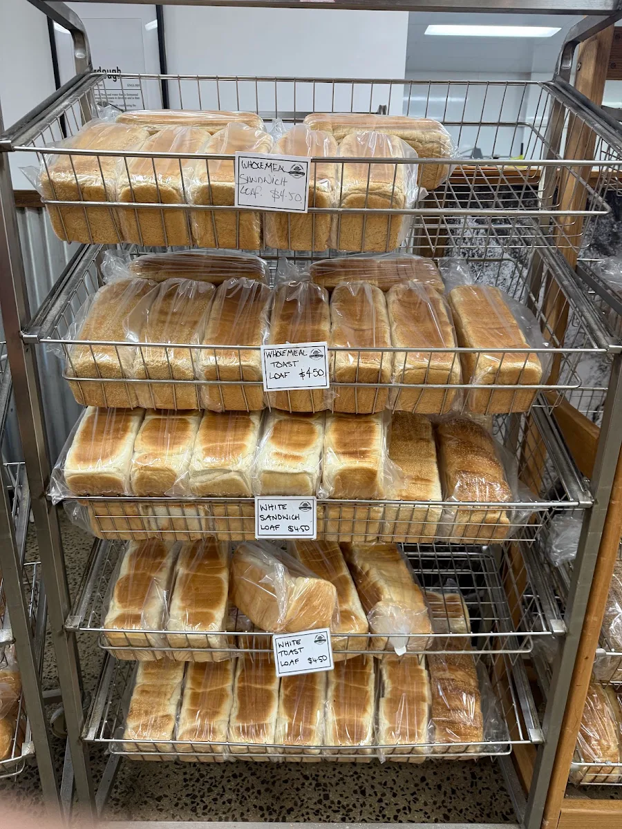 Vibe, Dough si Dough Sourdough Bakery Strathfieldsaye