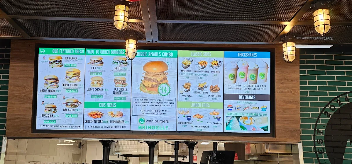 Menu, Wahlburgers