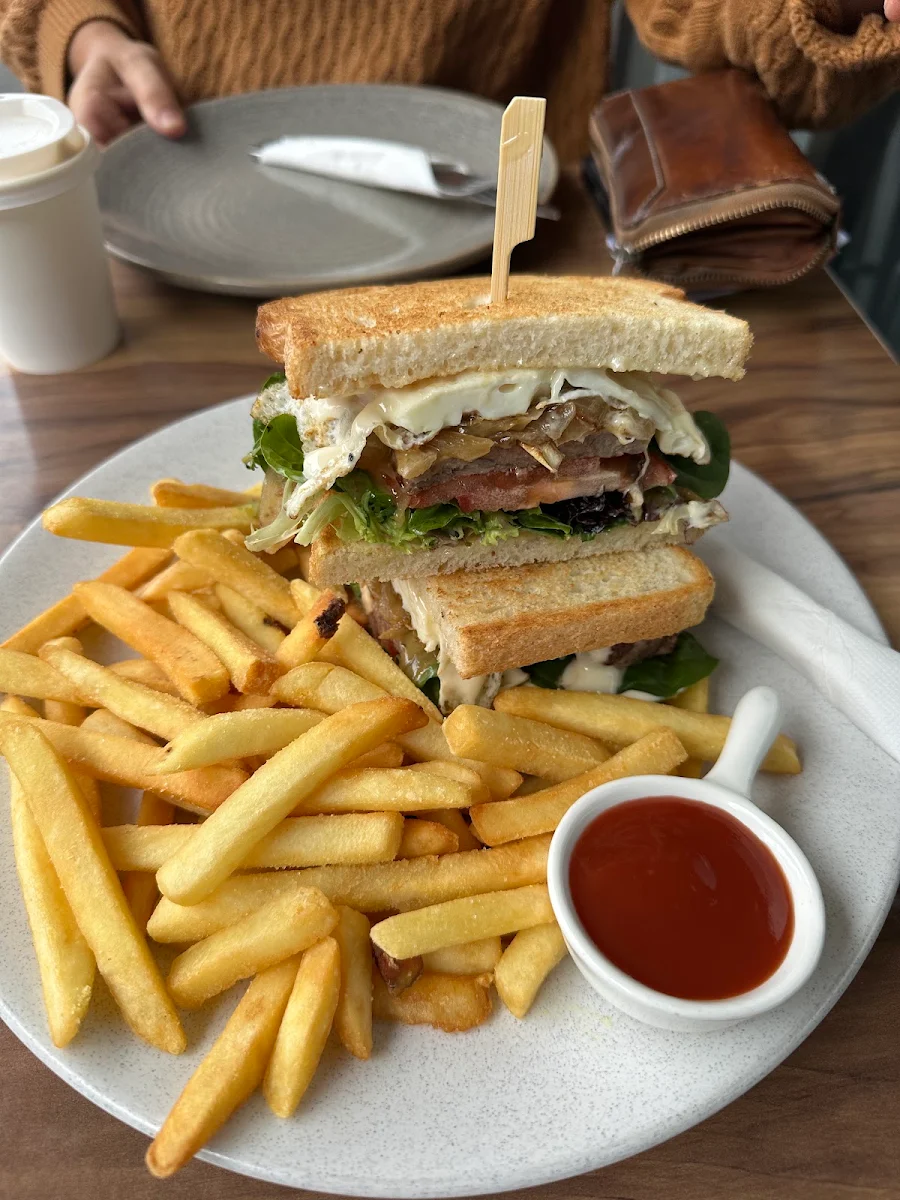 Food & drink, Pitstop Cafe.