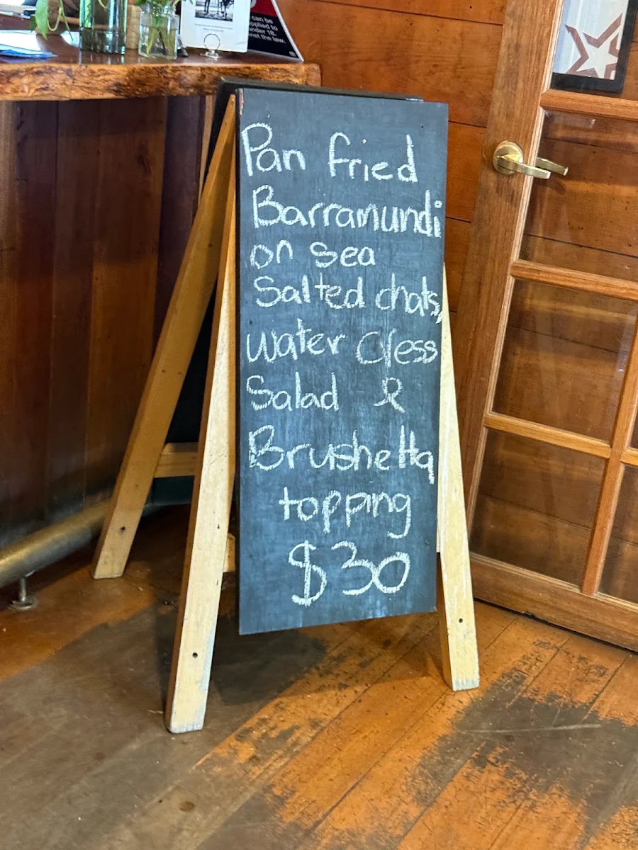Menu, The Gundaroo Inn
