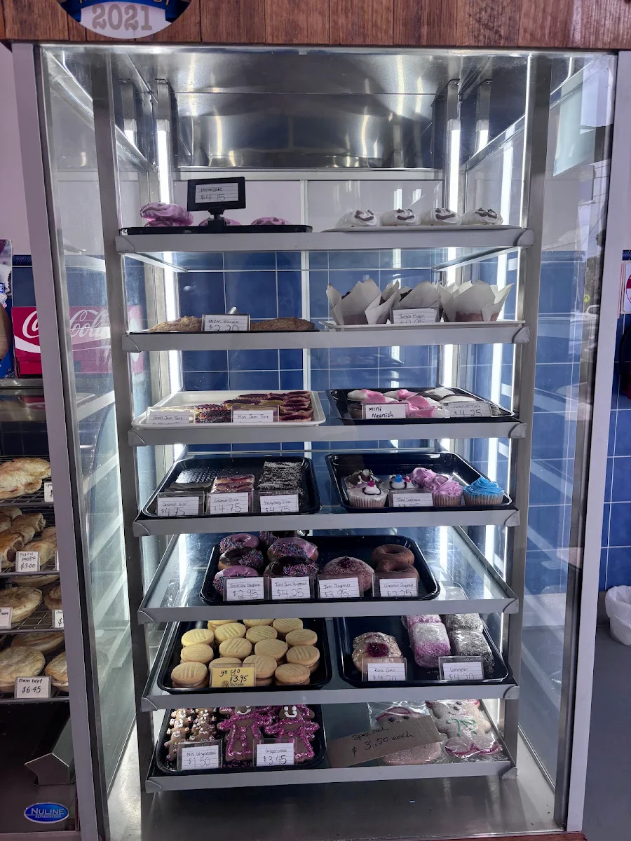 Vibe, RNJ Cakes
