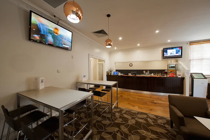 Vibe, The Borough Club