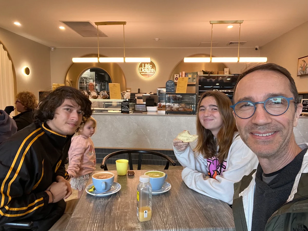 Vibe, Little Delights Cafe & Patisserie