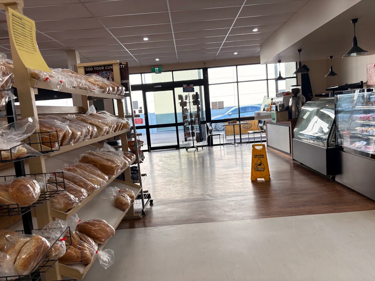 Vibe, South Wagga Bakery