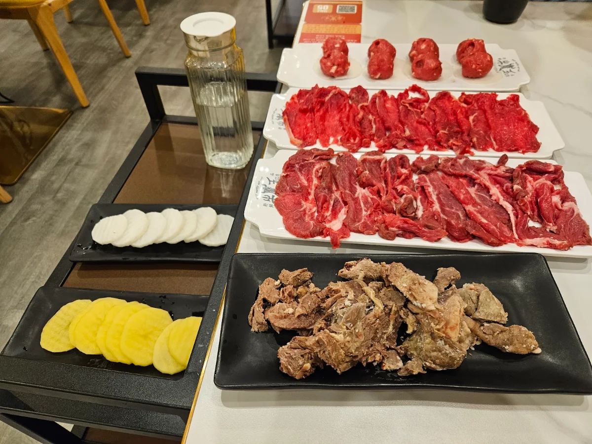 Food & drink, Beef Master Hot Pot Restaurant 牛魔王潮汕牛肉火锅 Eastwood