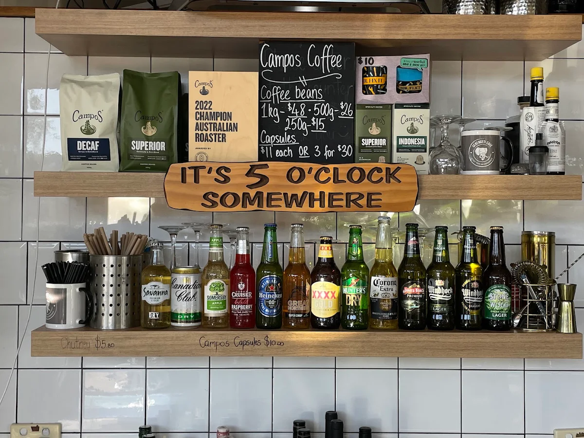 Vibe, Serengeti Cafe