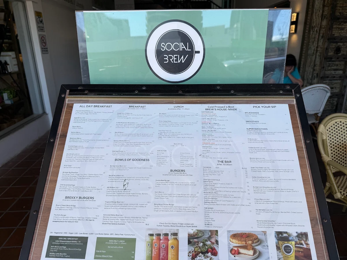 Menu, Social Brew