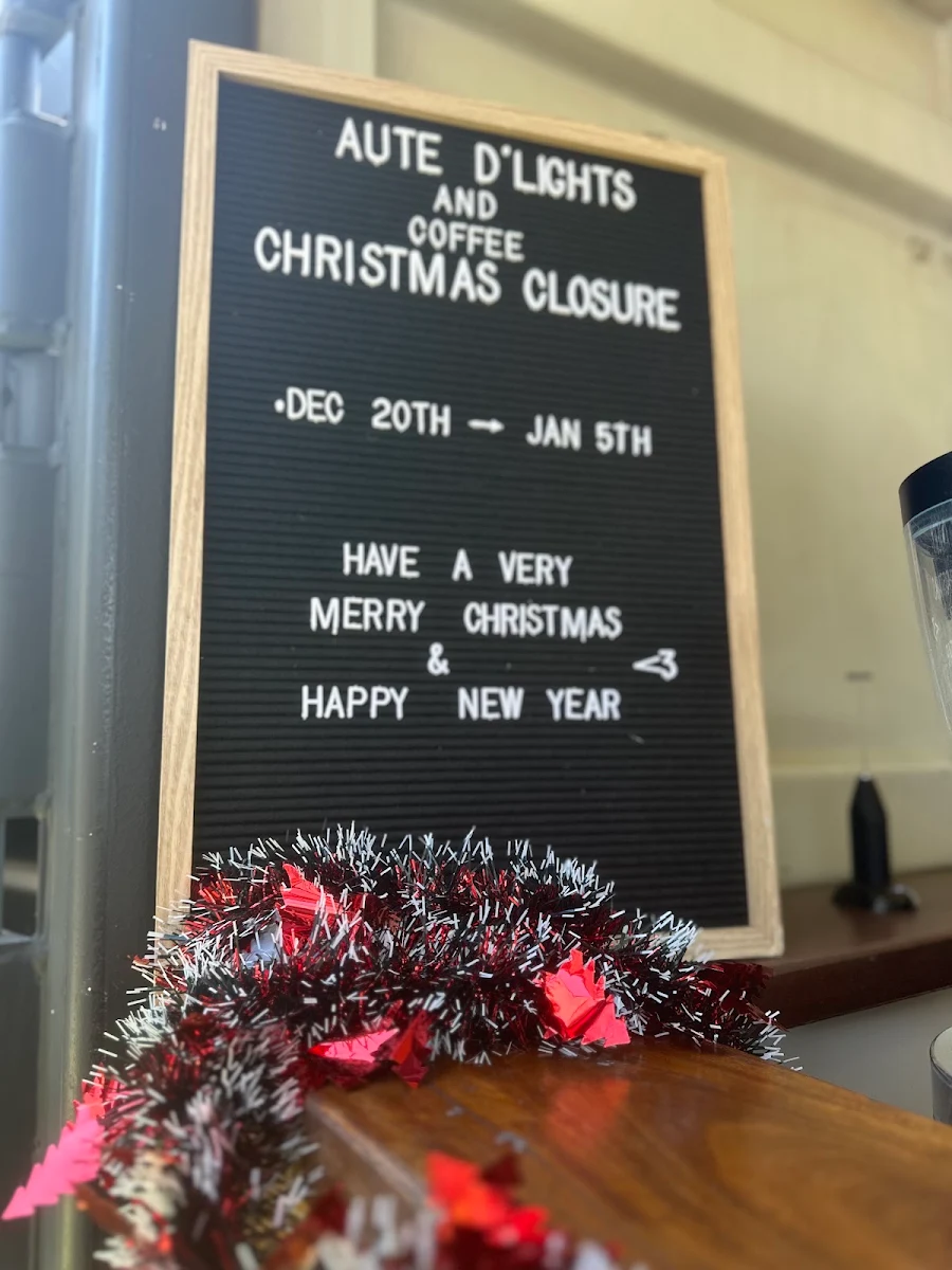 Menu, AUTE D’Lights & Coffee
