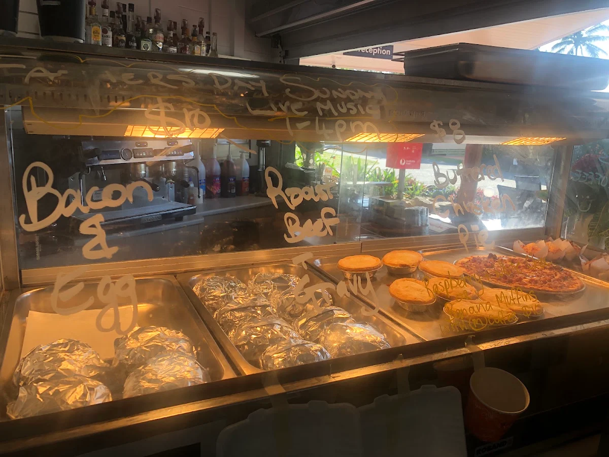 Vibe, Beachy's Coconut Cafe
