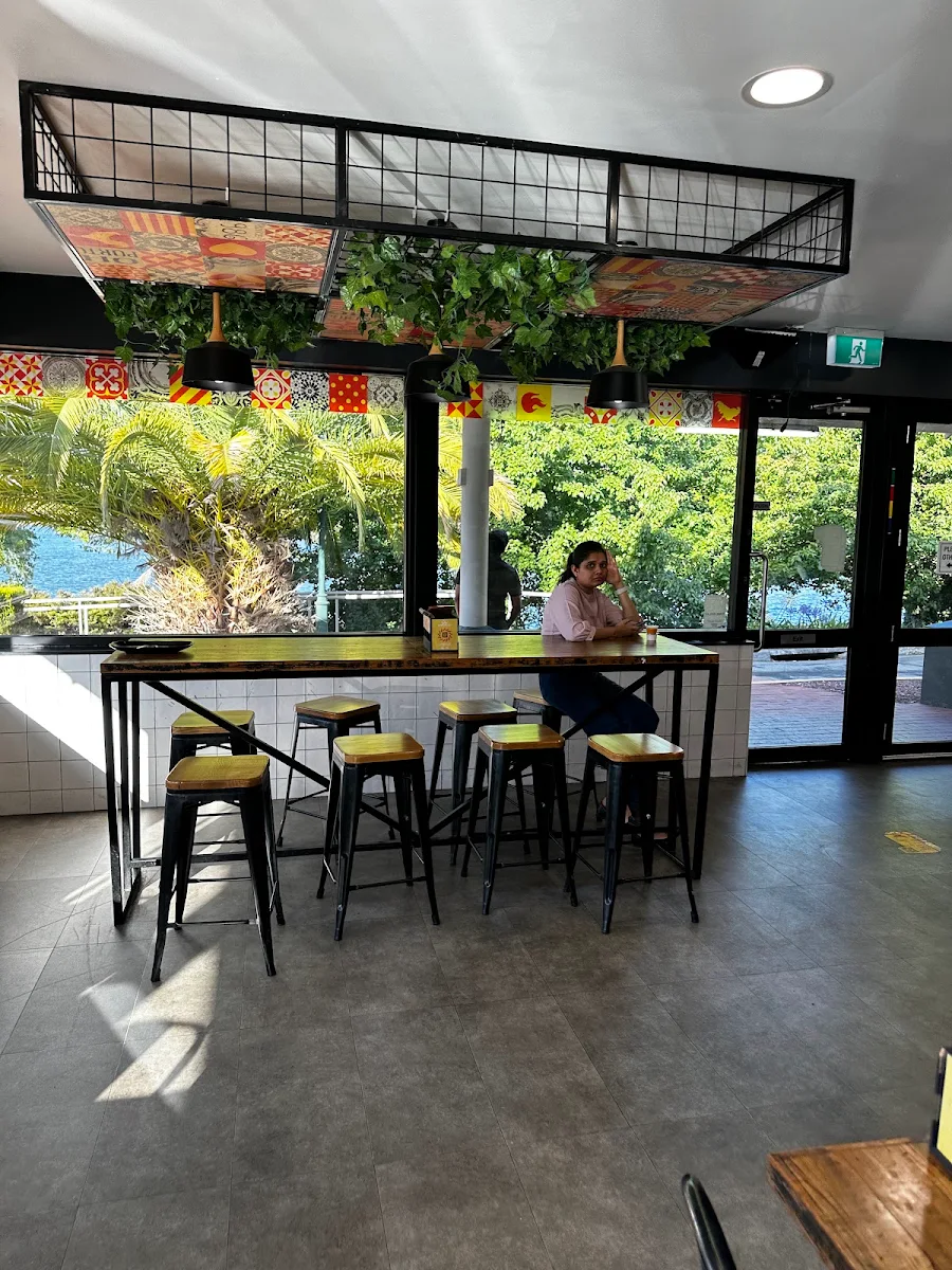 Vibe, Oporto Belconnen DTR