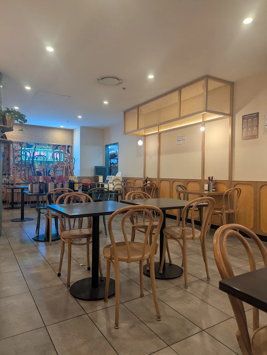 Vibe, Angie's Dumpling Bar-The Glen