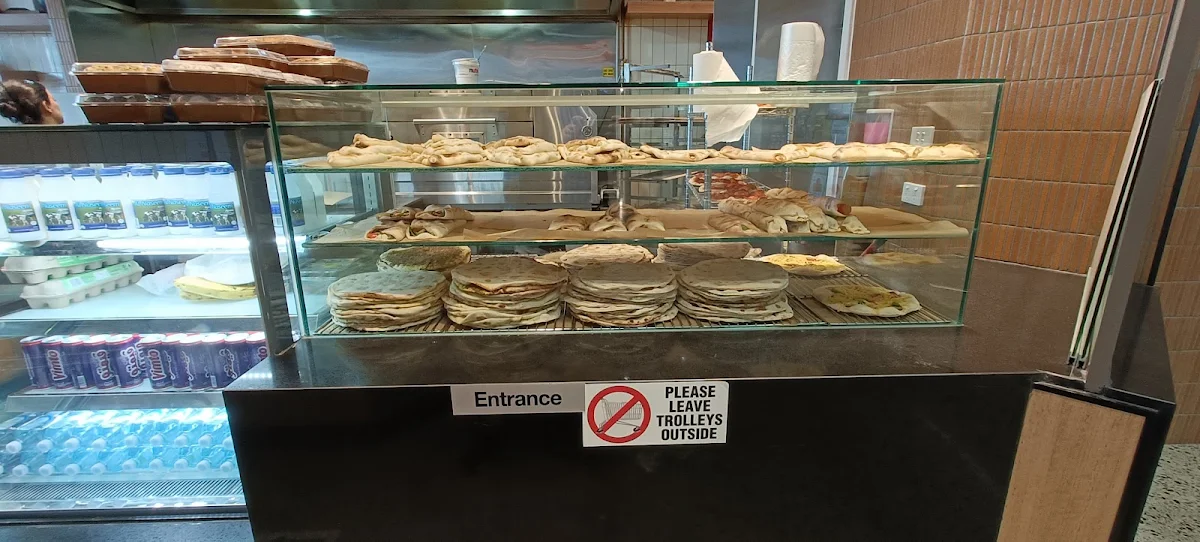 Vibe, Zet & Zaatar Bakery - Greenvale Lakes