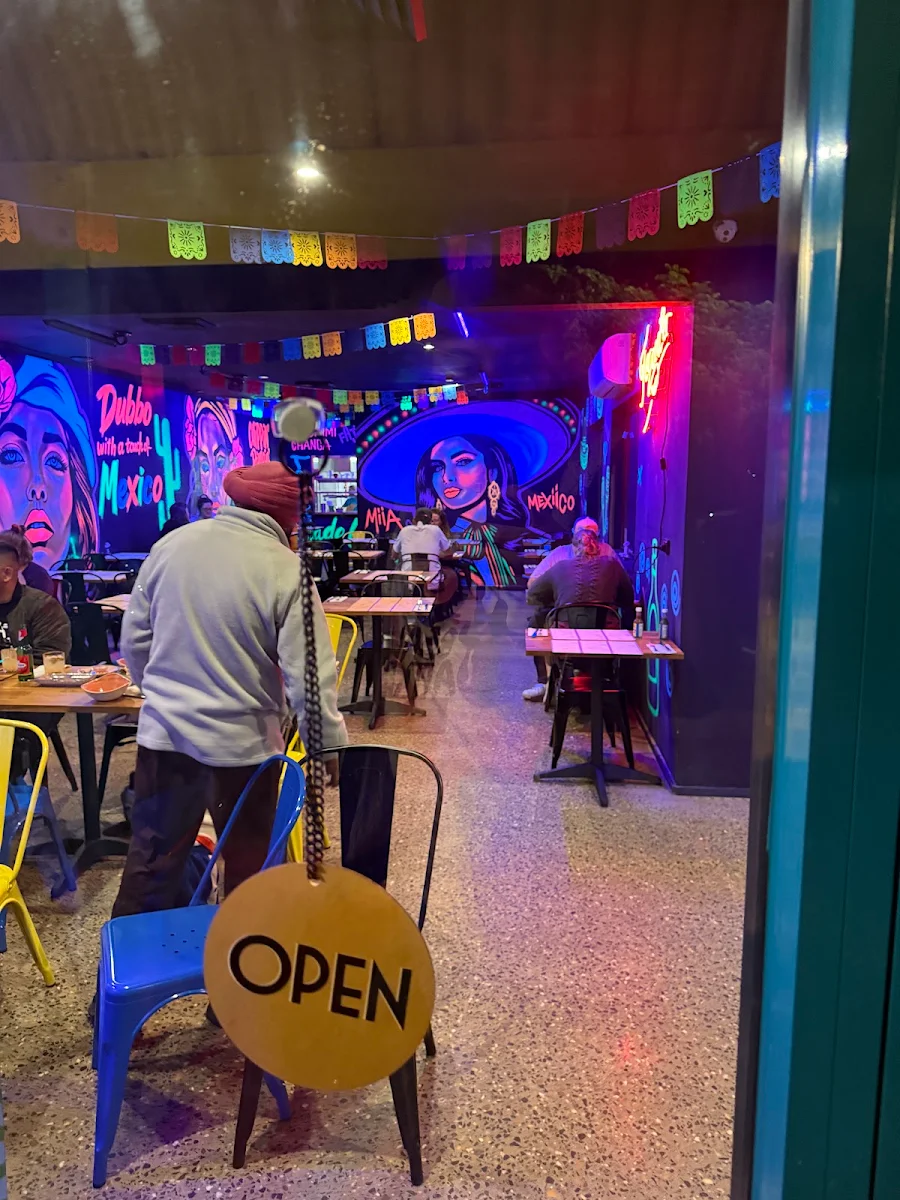 Vibe, Miia Mexiico Dubbo