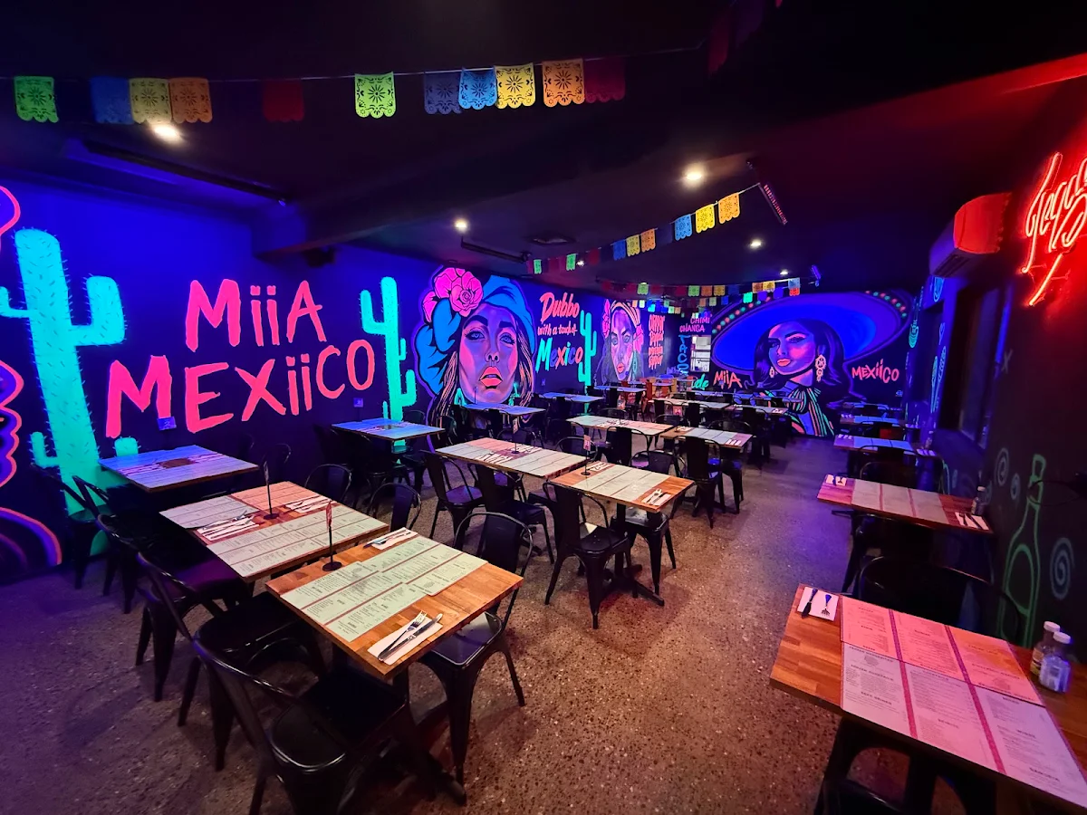 Vibe, Miia Mexiico Dubbo
