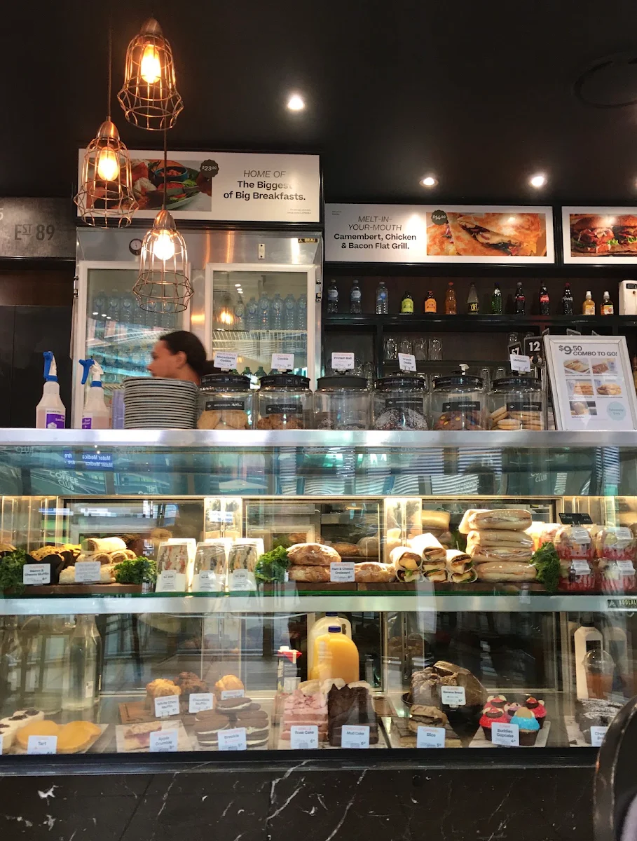 Vibe, The Coffee Club Café - Mater Hill