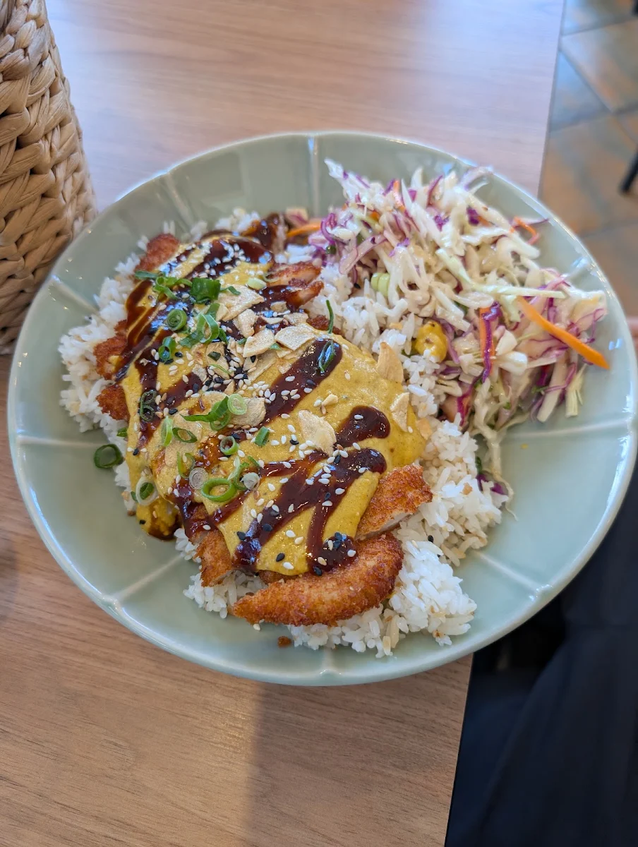 Food & drink, CAFÉ LUZON
