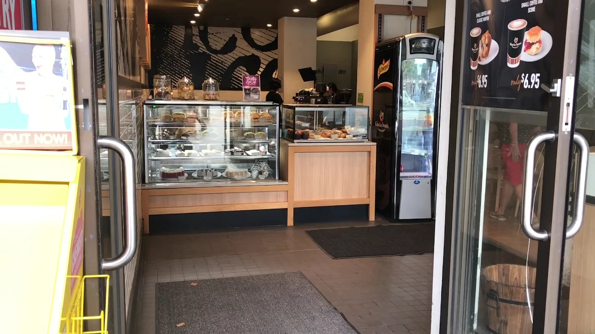 Vibe, Gloria Jean's Haymarket
