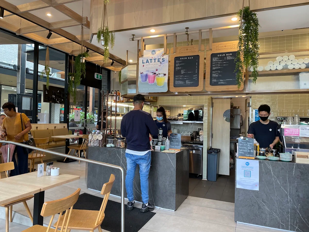 Vibe, Leaf Café Clemton Park