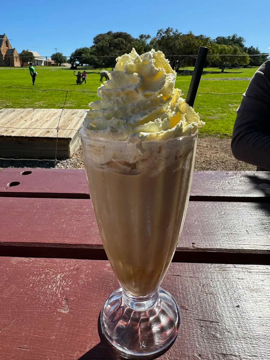Food & drink, Central Greenough Cafe