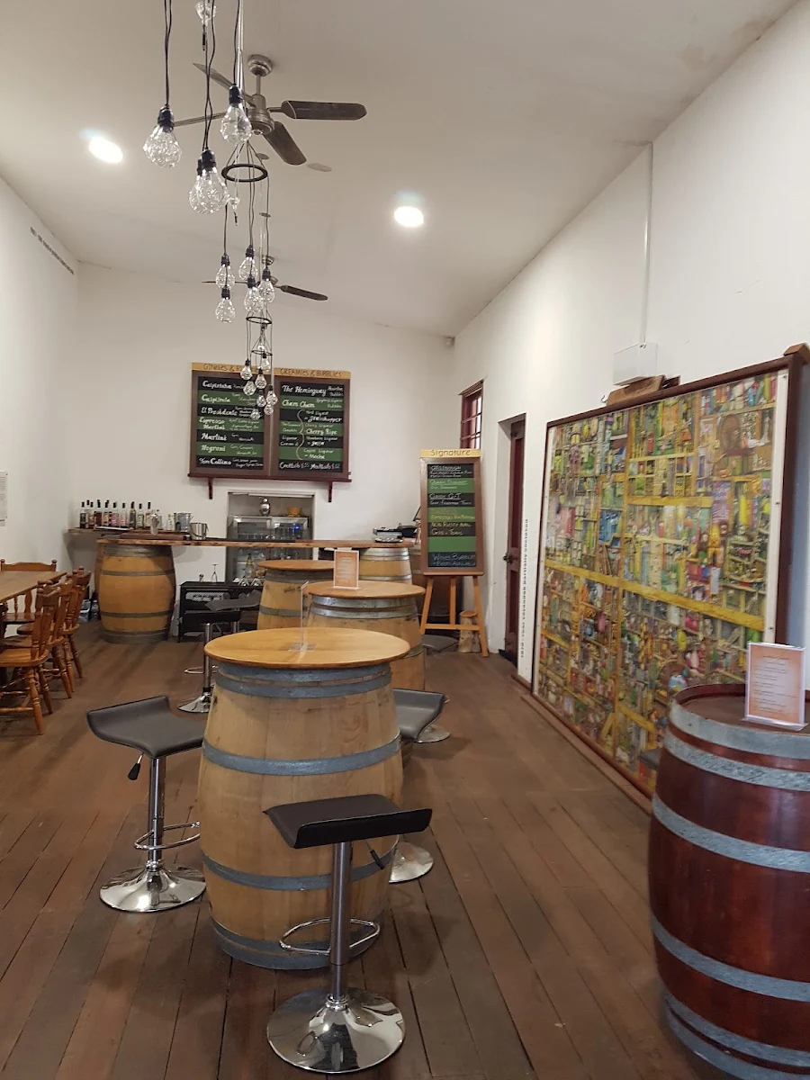 Vibe, Central Greenough Cafe