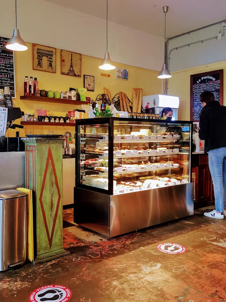 Vibe, Le Parisien Cafe Pâtisserie