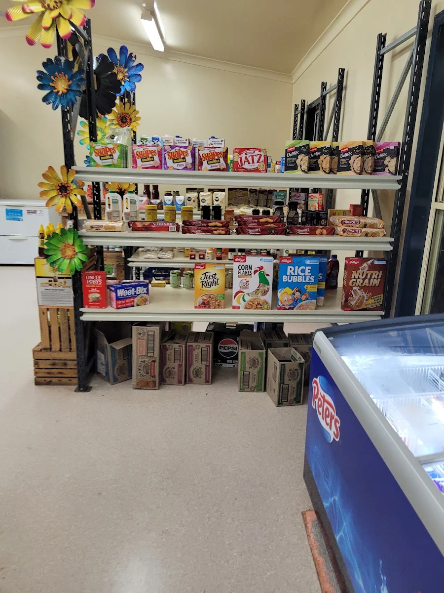 Vibe, Millstream General Store