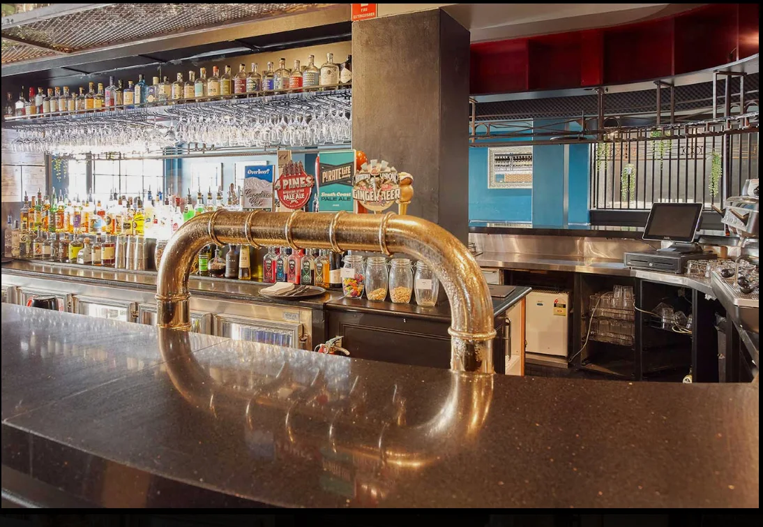 Vibe, Star Bar Cafe