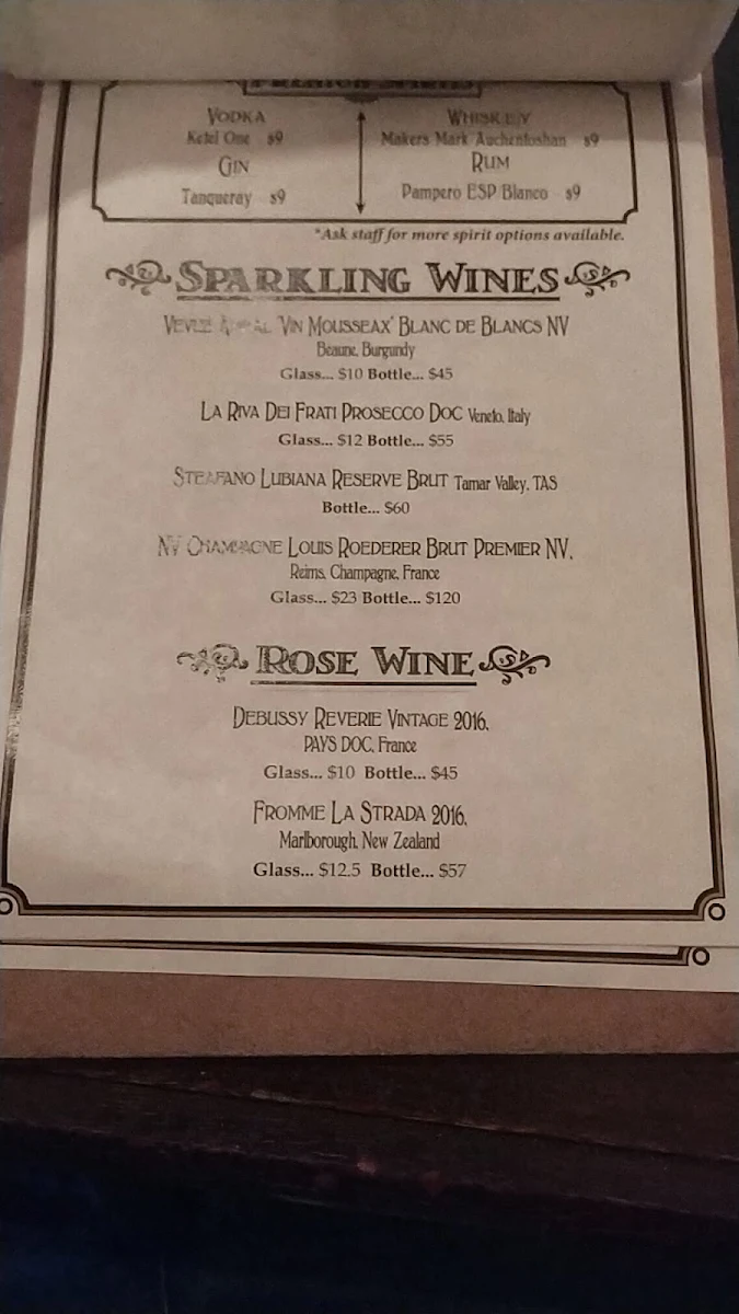 Menu, Canvas Club
