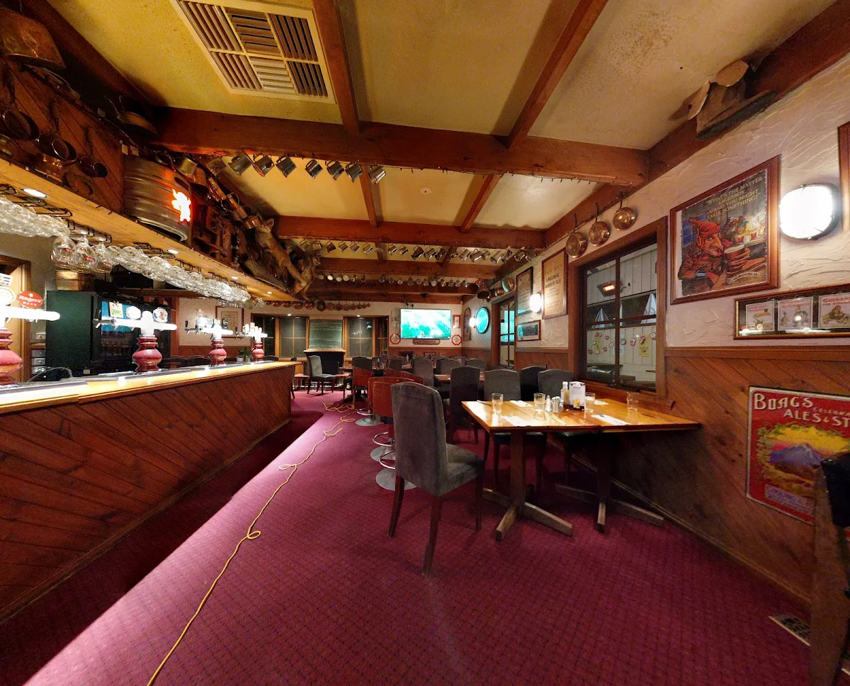 Vibe, Pig & Whistle Tavern