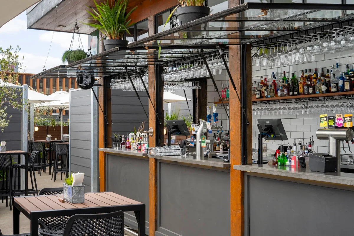 Vibe, The Suburban Rooftop & Dining
