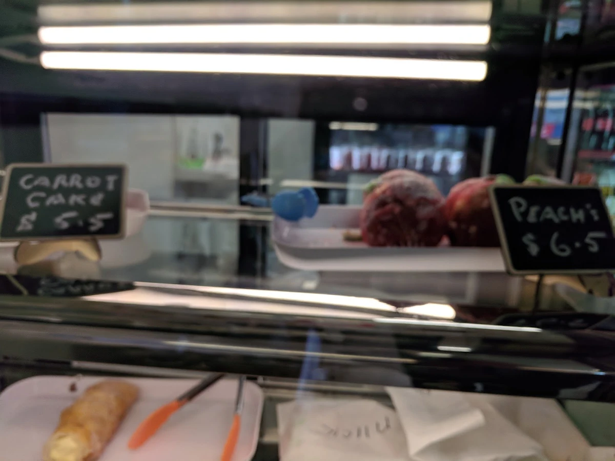 Vibe, Tonino's Pizzeria