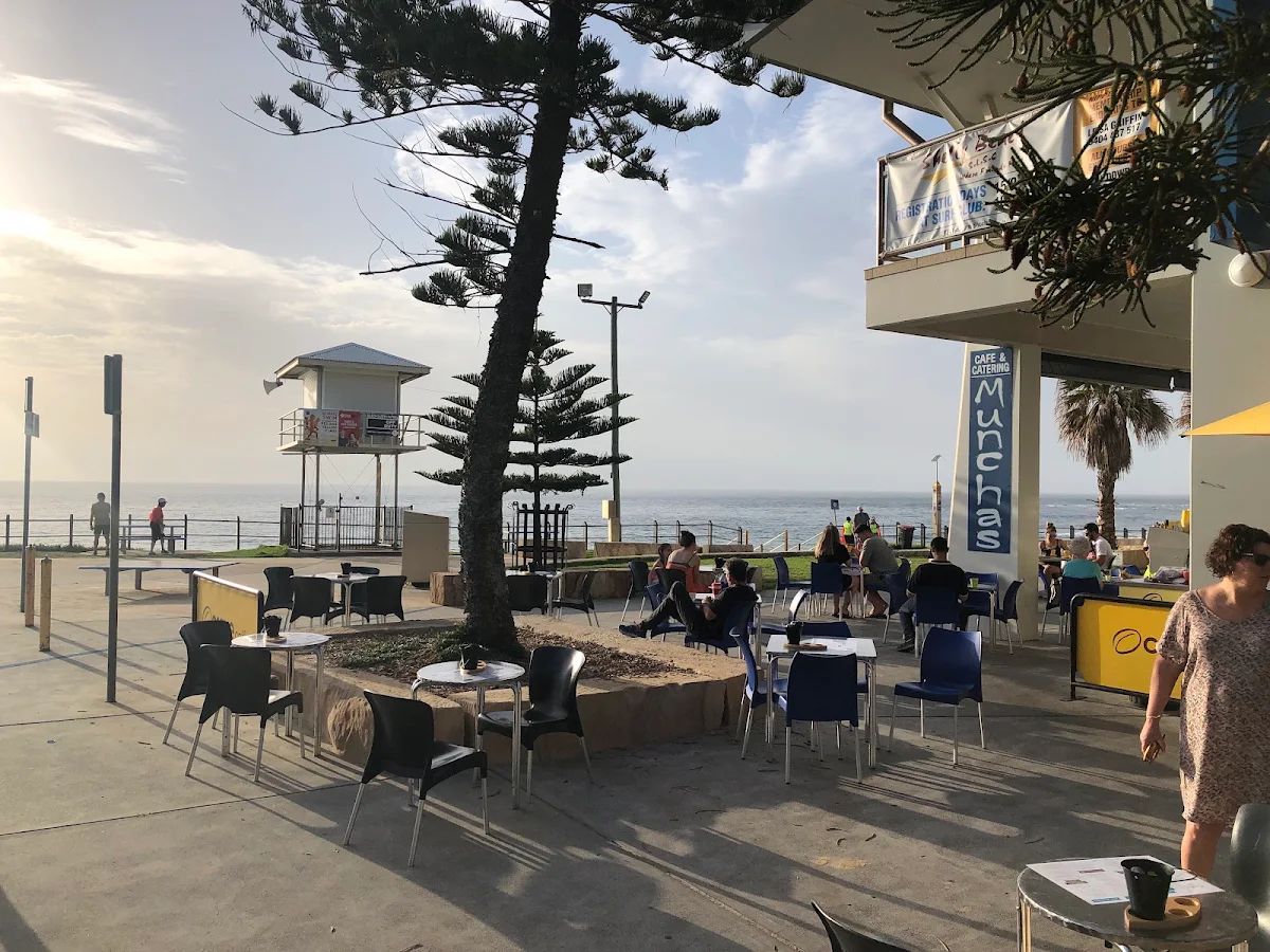 Vibe, Munchas Cafe and Catering
