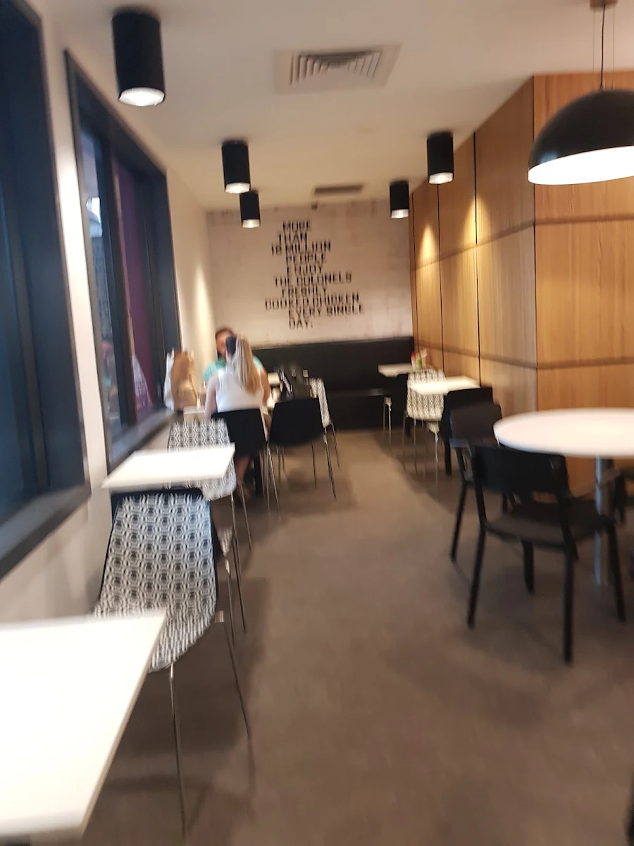 Vibe, KFC Greenslopes