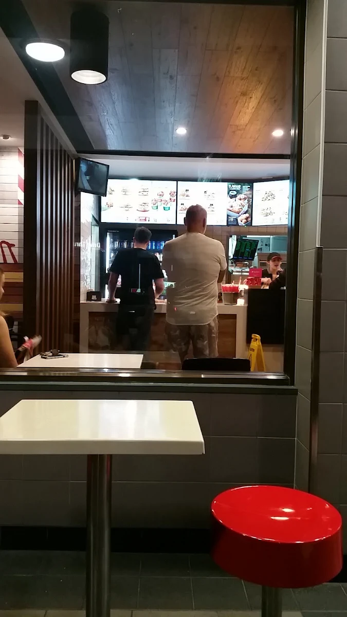 Vibe, KFC Greenslopes