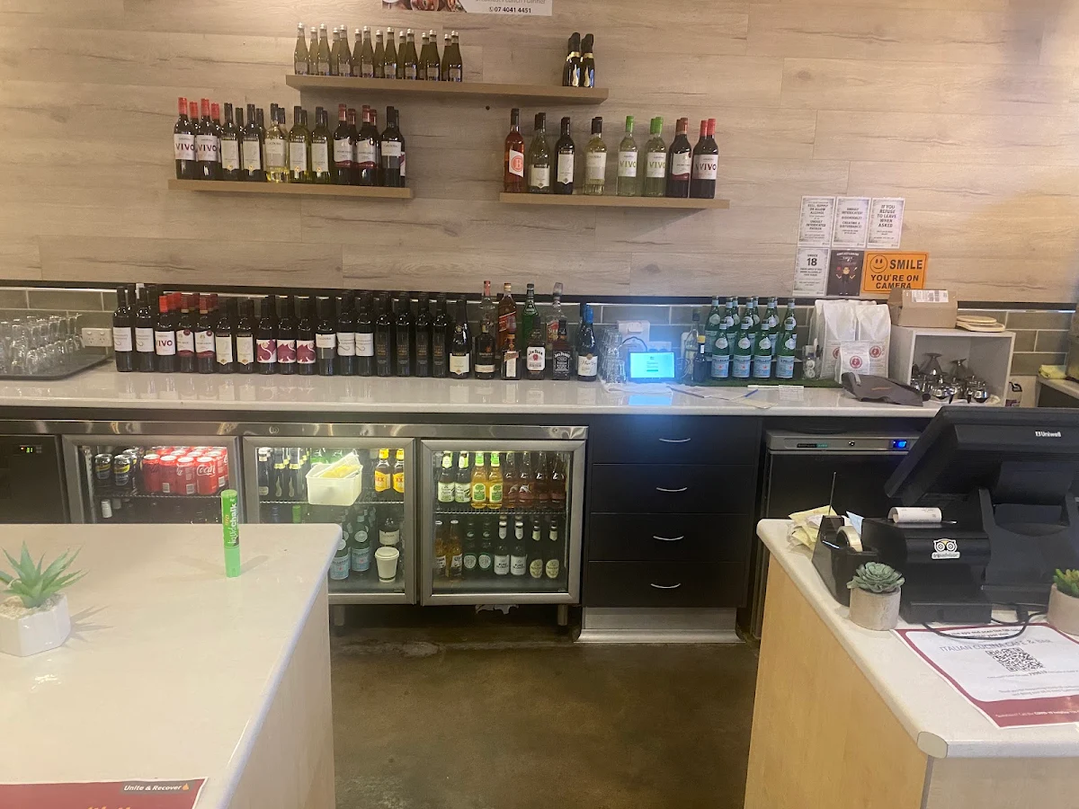 Vibe, Italian Cucina Cafe & Bar