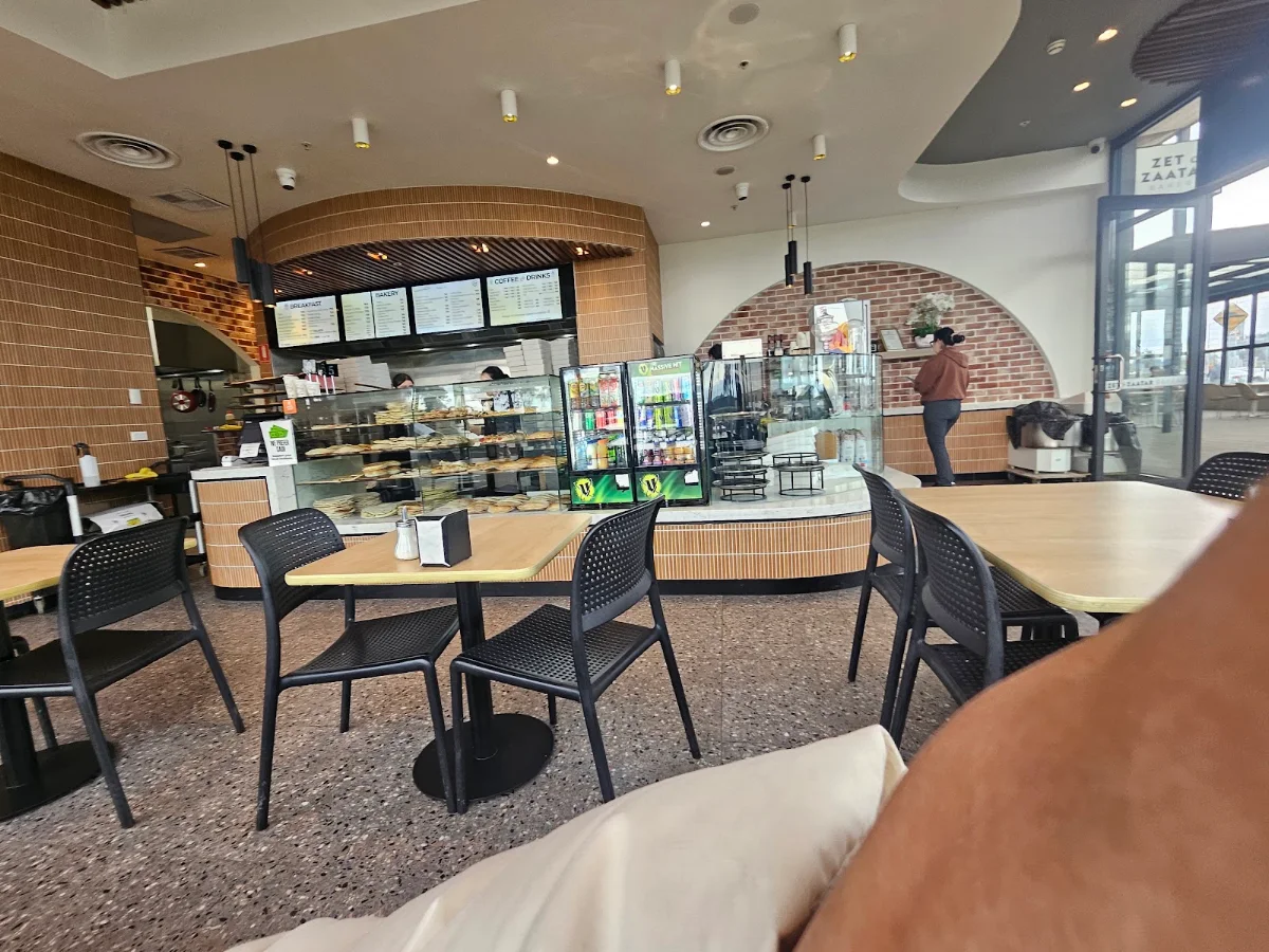 Vibe, Zet & Zaatar Bakery - Merrifield