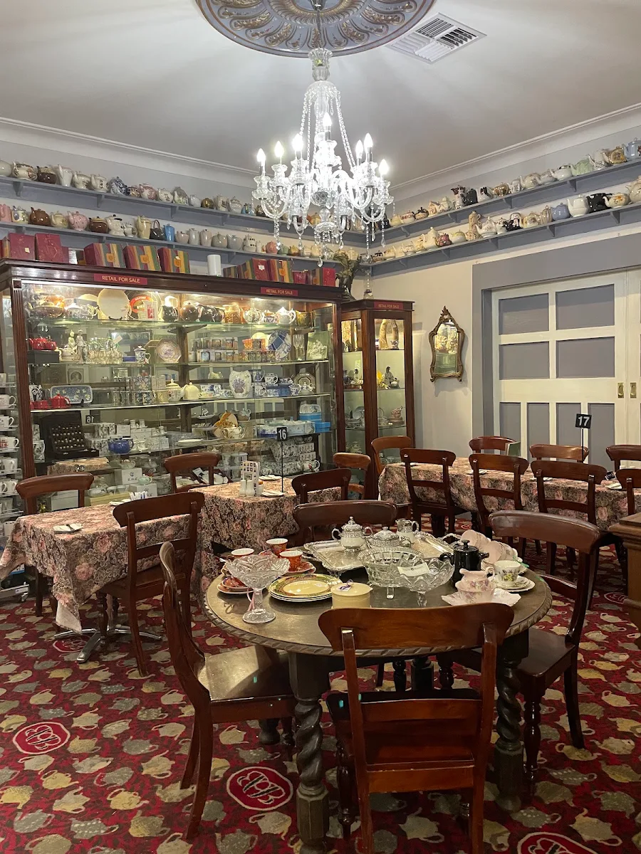 Vibe, Bygone Beautys Treasured Teapot Museum & Tearooms