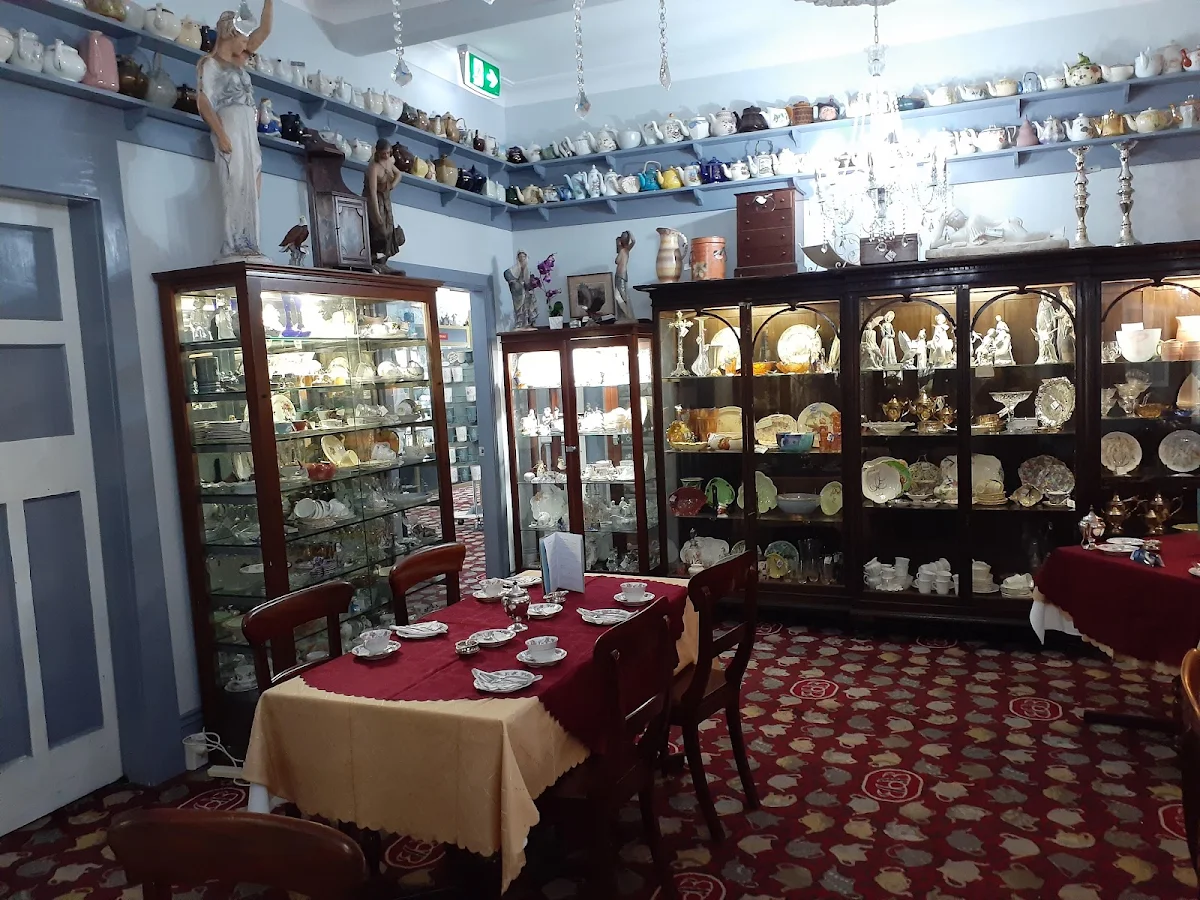 Vibe, Bygone Beautys Treasured Teapot Museum & Tearooms