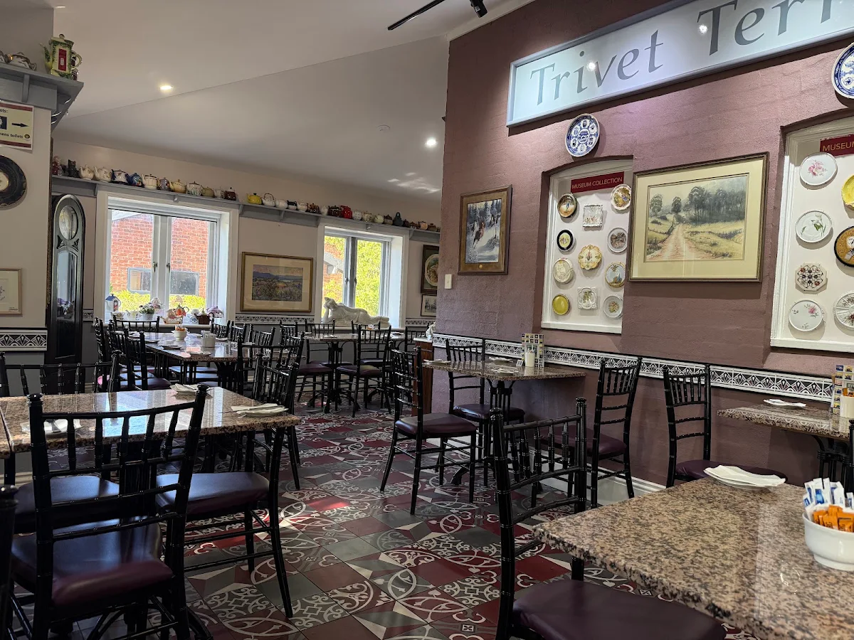 Vibe, Bygone Beautys Treasured Teapot Museum & Tearooms