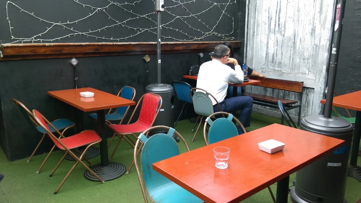 Vibe, The Merri Creek Tavern