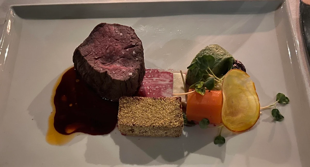 Food & drink, Nautilus Restaurant
