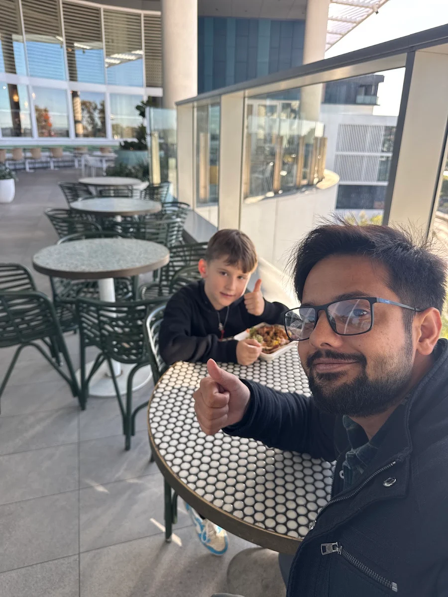 Vibe, Mad Mex Karrinyup