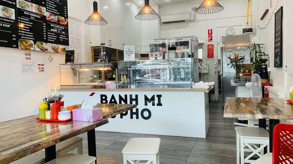 Vibe, Banh Mi & Pho
