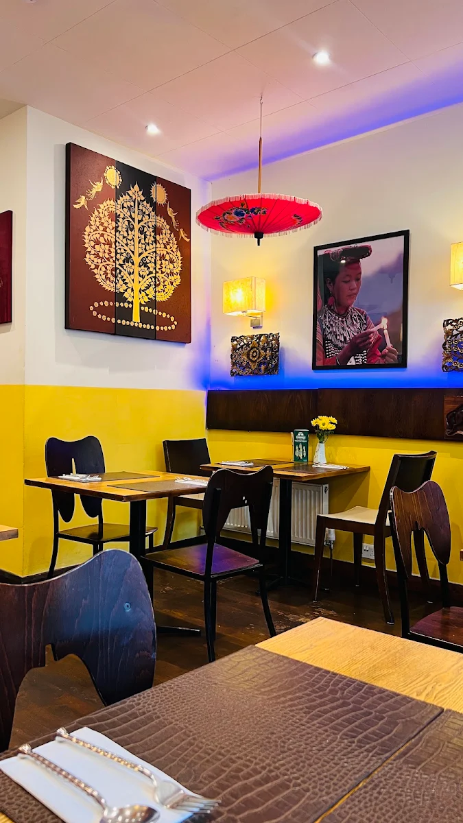 Vibe, The Hill Thai Restaurant