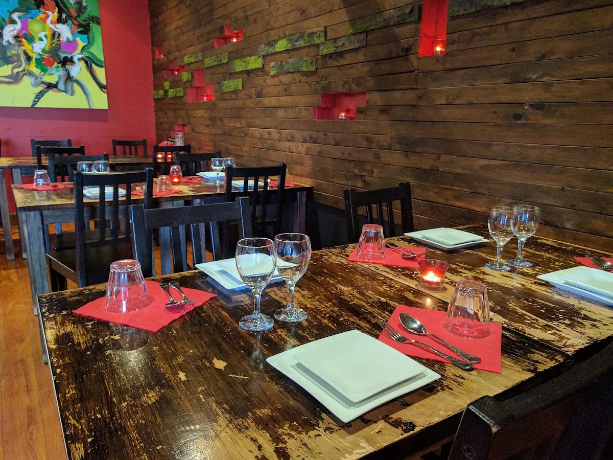 Vibe, The Hill Thai Restaurant