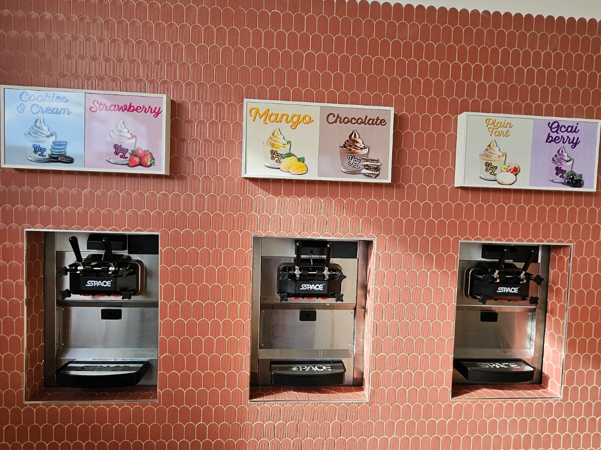 Menu, Yo-Luv