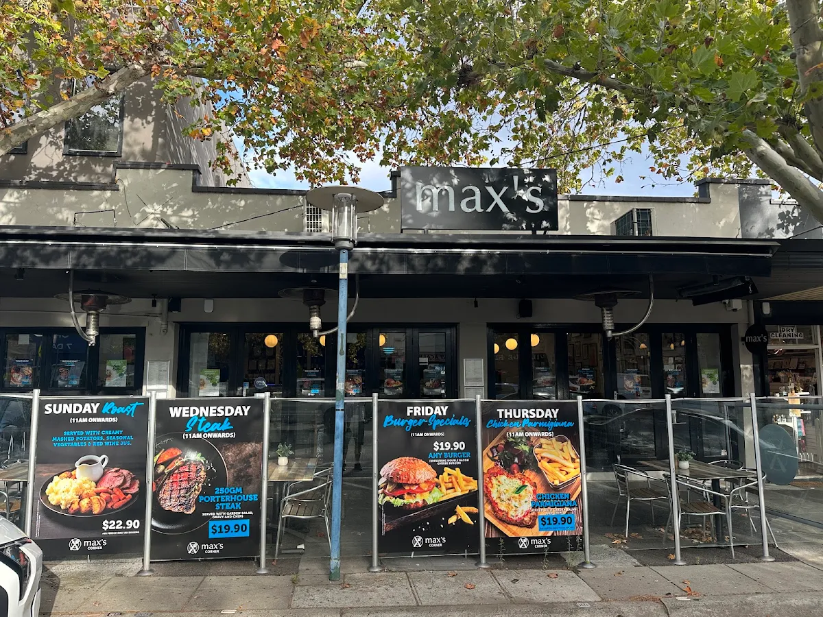 Menu, Max’s Corner