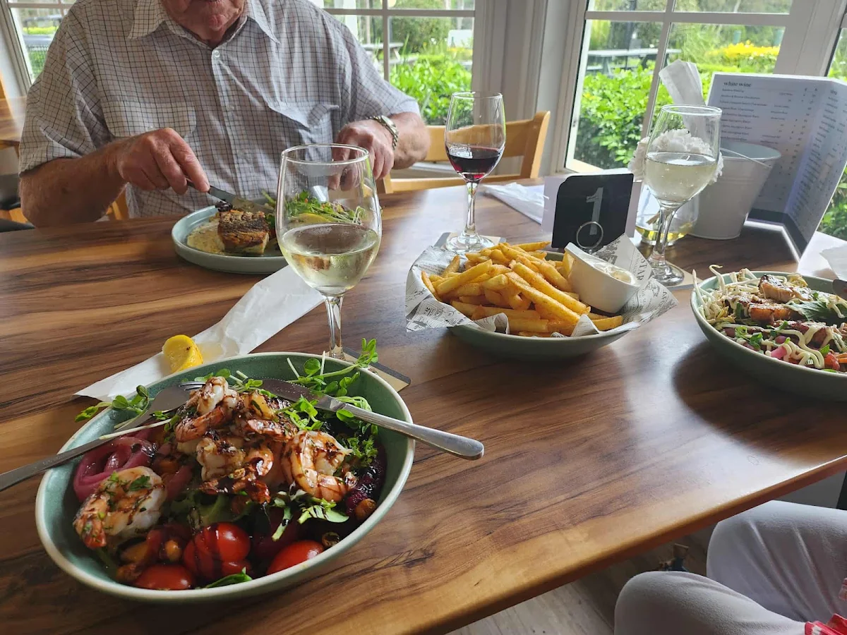 Food & drink, Bunker Bar