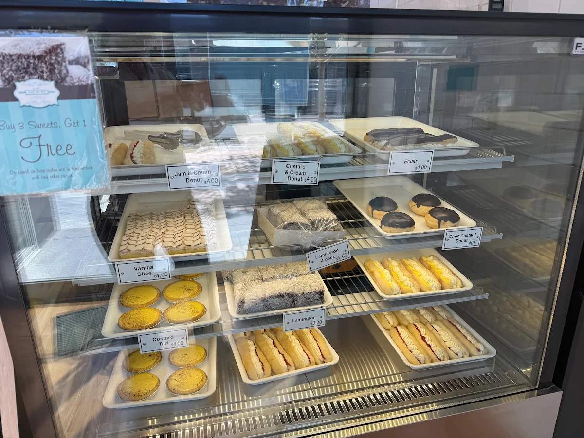 Vibe, Bake My Day Bakery